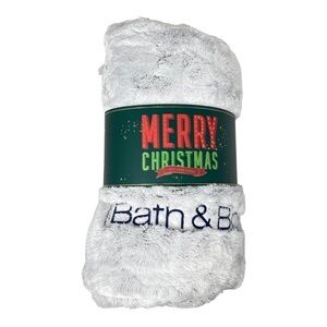 Bath & Body Works White Coziest Blanket 60" H x 50" W
